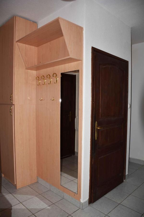 Pilikan Apartments - Park, Agroturism, Vineyard & Farm Cserszegtomaj Eksteriør billede